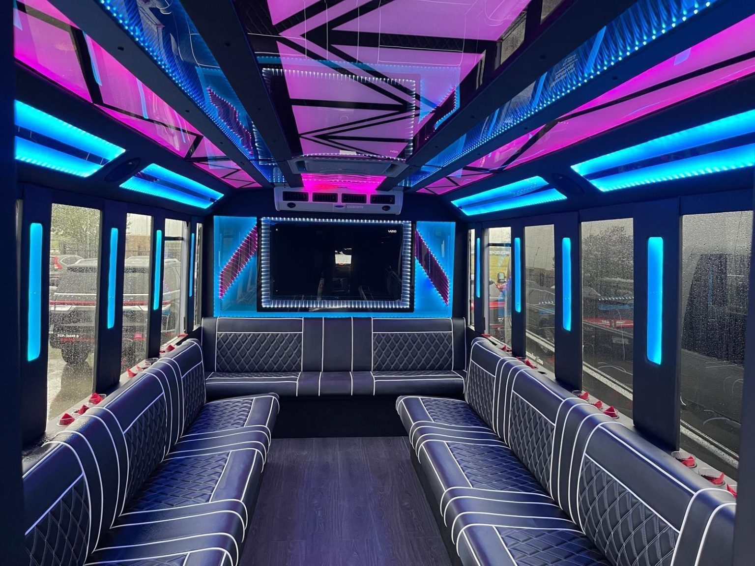 20-Passenger Limo Party Bus